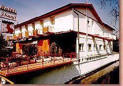 Hotel Tre Santi